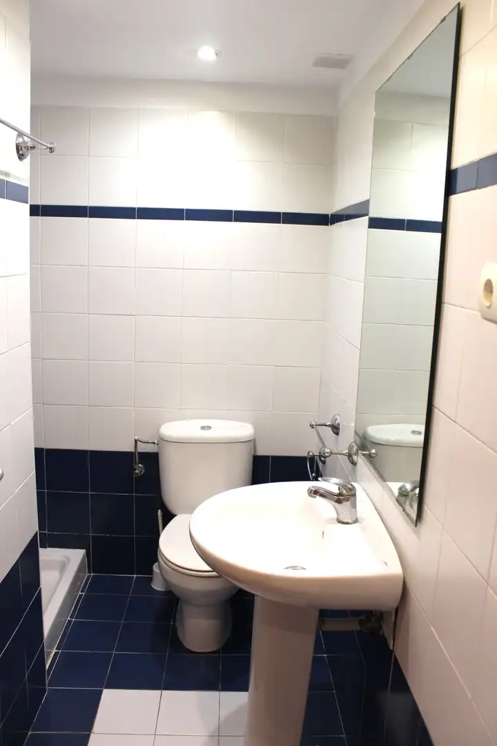 Baño de Apartamento en venta en Sitges con Calefacción y Piscina comunitaria