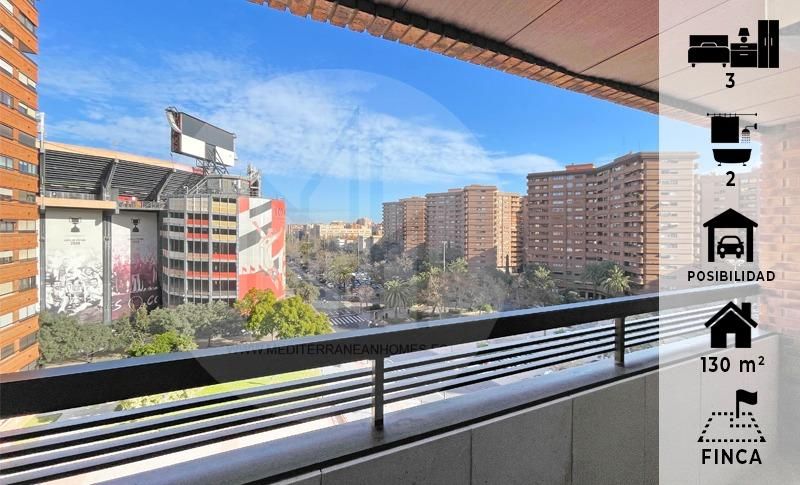 Exterior view of Apartment to rent in  Valencia Capital  with Air Conditioner, Terrace and Balcony