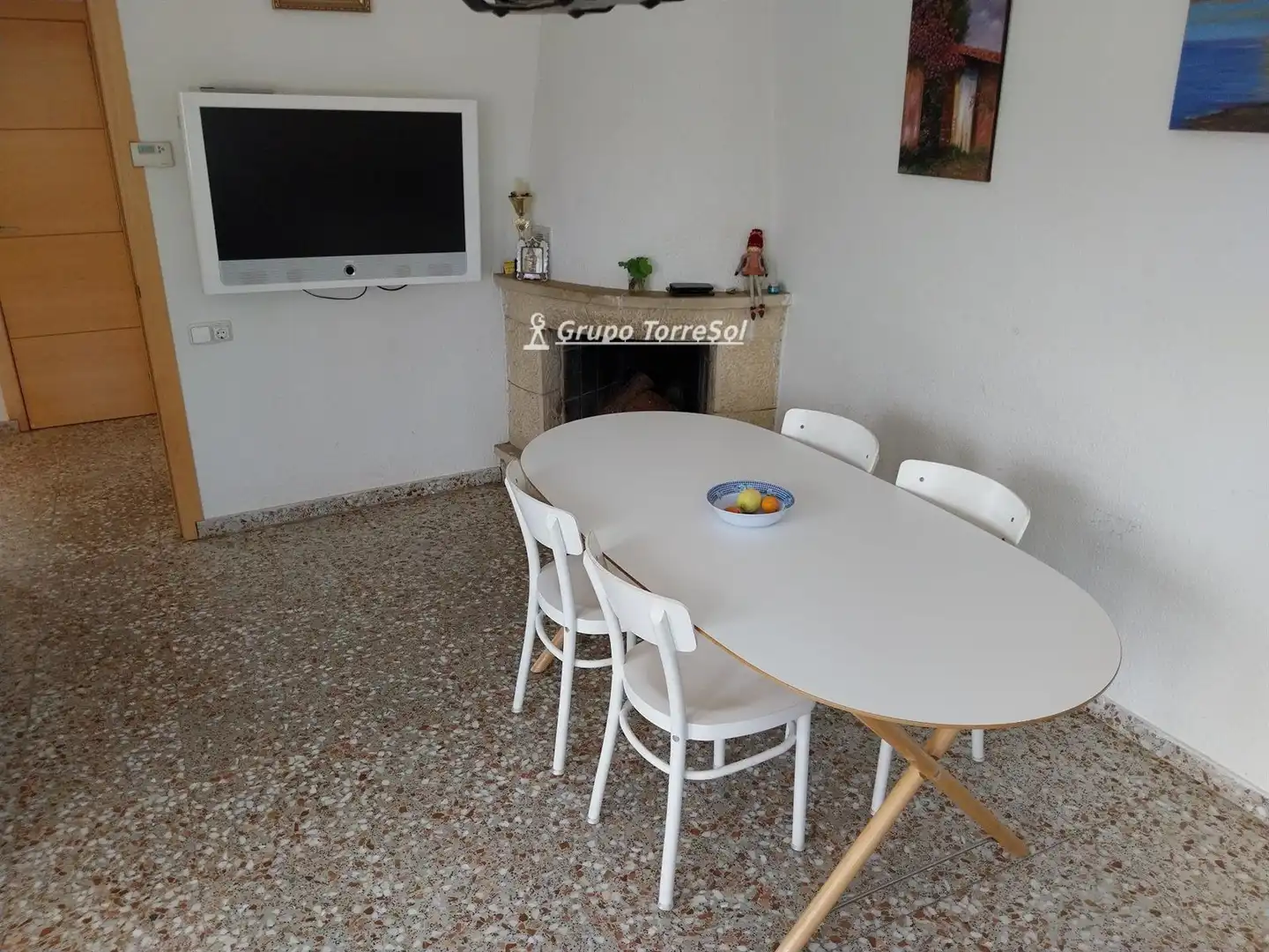 Casa adosada en venda a ENRIC MORERA, La Franquesa - Oasis Park