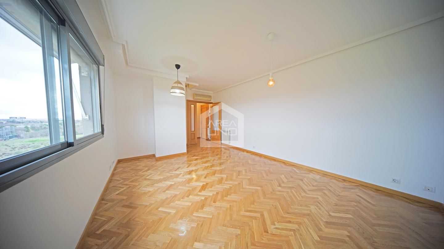 Bedroom of Flat for rent in Alcorcón  with Air Conditioner, Heating and Parquet flooring