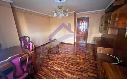 Living room of Flat for sale in Valladolid Capital  with Heating, Parquet flooring and Terrace