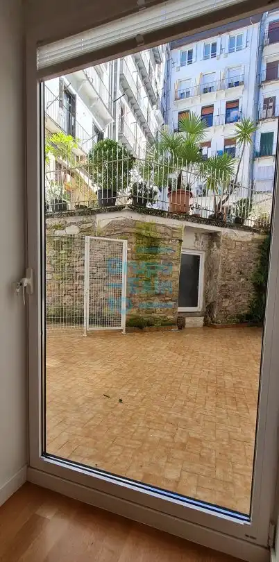 Jardín de Local en venta en Donostia - San Sebastián 
