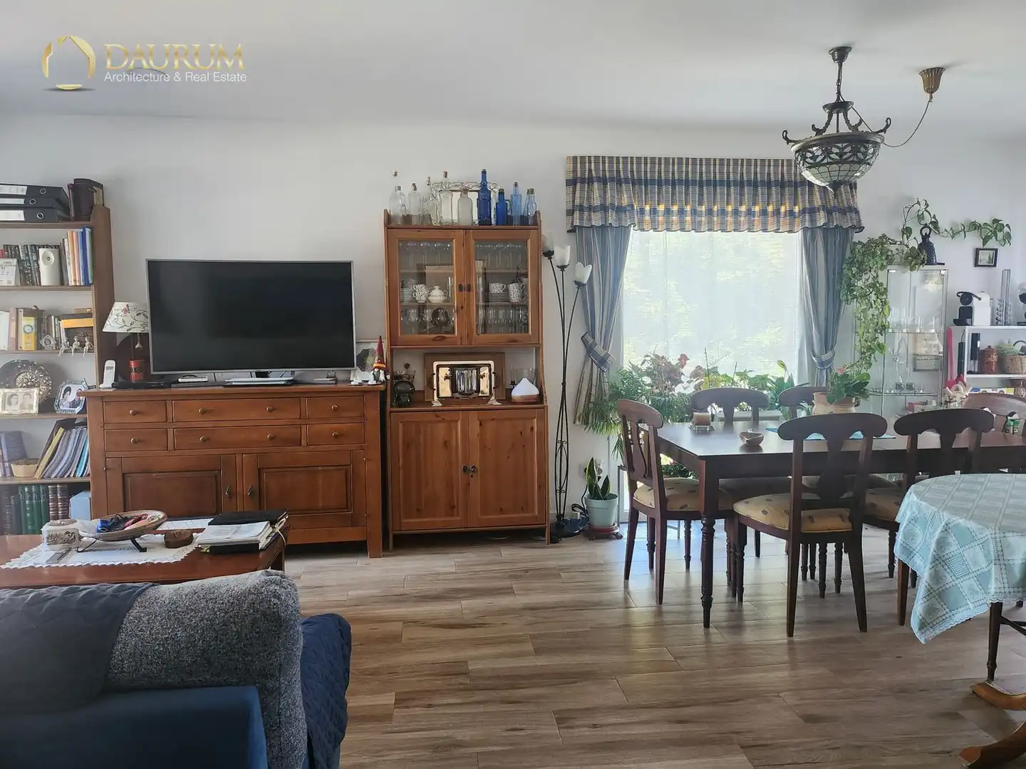 Sala d'estar de Casa o xalet en venda en Valdemorillo amb Aire condicionat, Calefacció i Terrassa