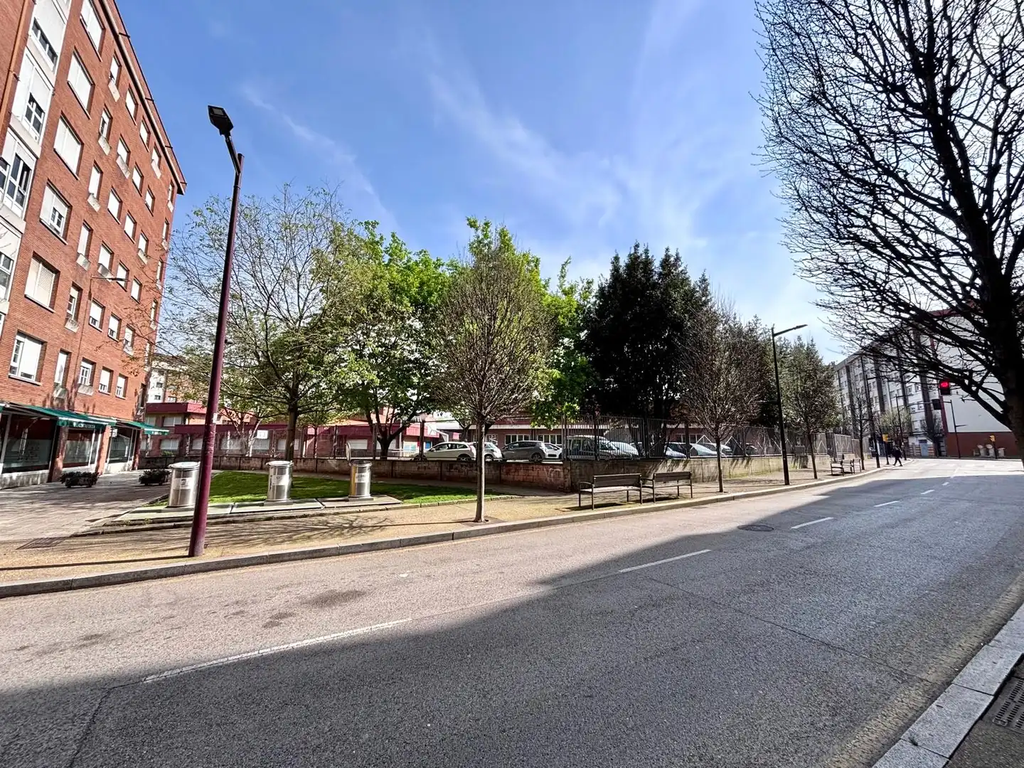 Vista exterior de Piso en venta en Gijón  con Calefacción, Parquet y Amueblado