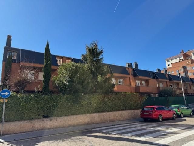 Exterior view of Houses for sale in Guadalajara Capital  with Air Conditioner, Heating and Private garden