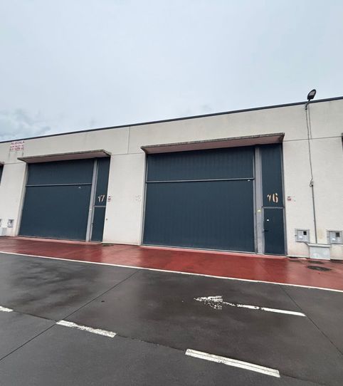 Foto 2 von Fabrikhallen zur Miete in Adarraga Kalea, Amurrio, Araba - Álava