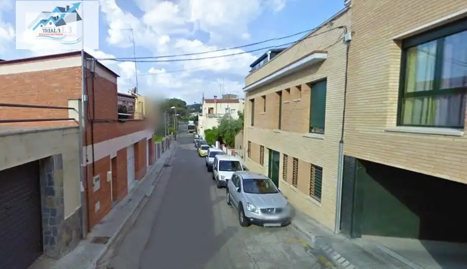 Exterior view of Flat for sale in Terrassa  with Private garden, Terrace and Balcony