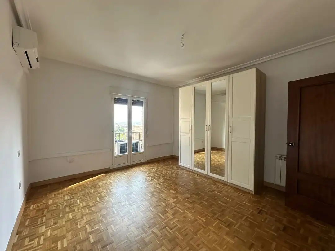 Wohnung mit Terrasse zur Miete in Casco Histórico