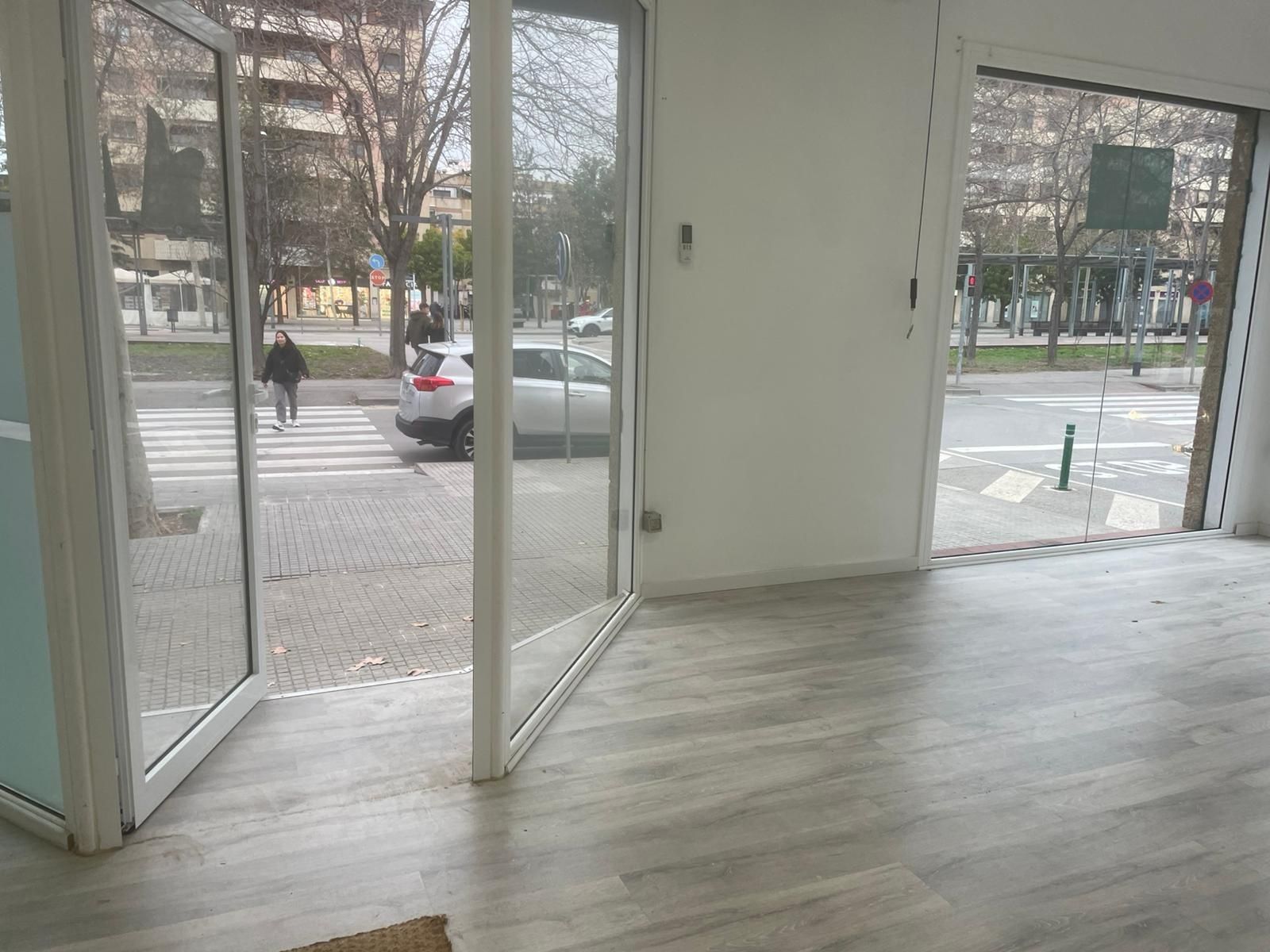 Local en venda en Viladecans amb Aire condicionat