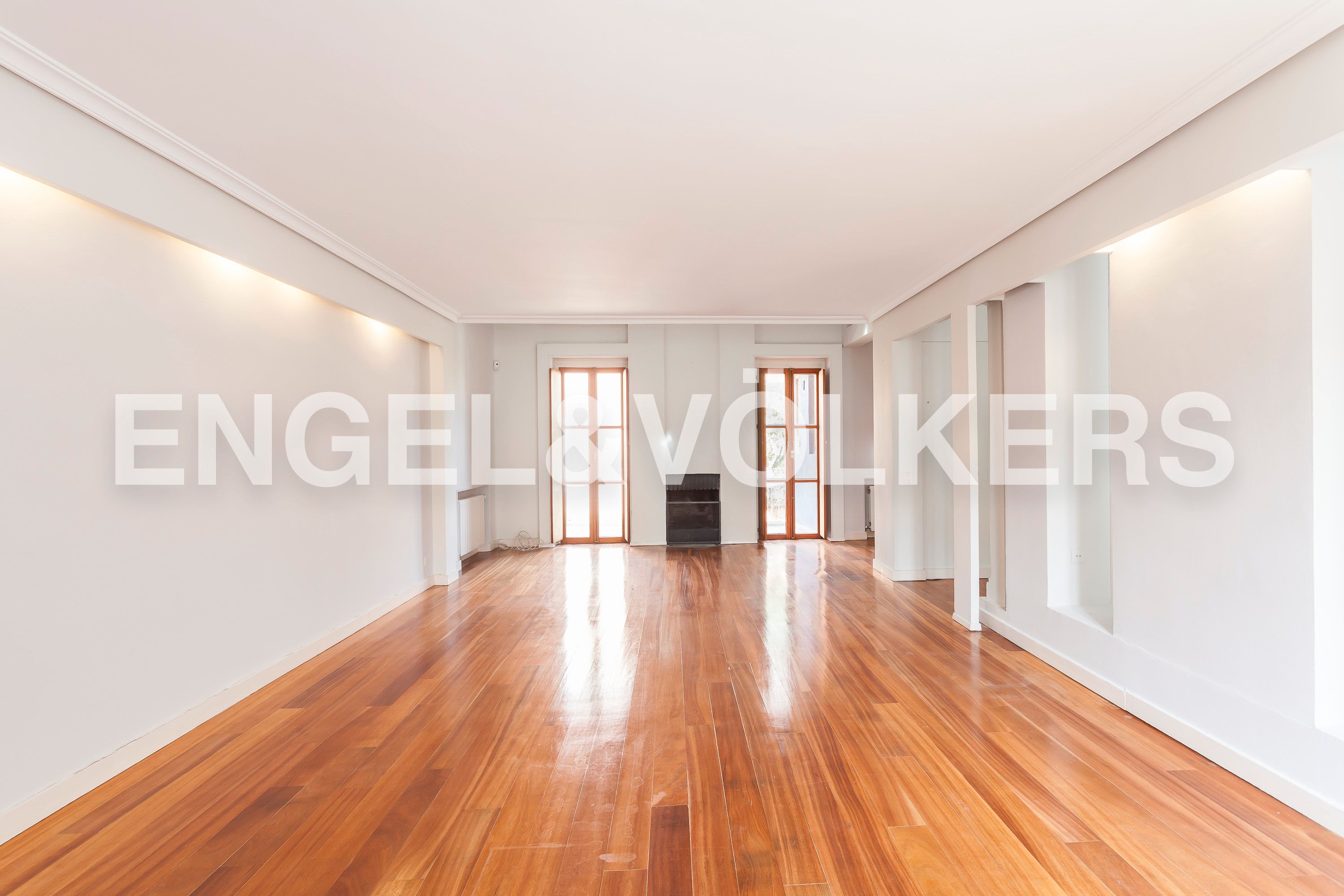 Sala de estar de Casa o chalet en venta en  Madrid Capital con Aire acondicionado, Calefacción y Terraza