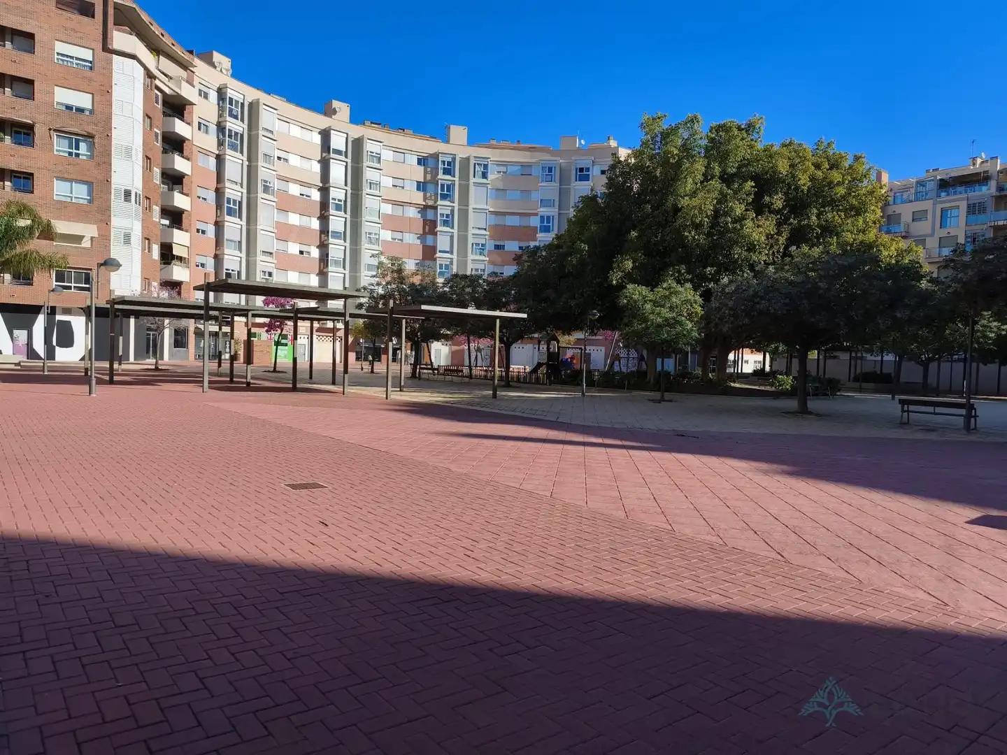 Local de lloguer a Juan Carlos I