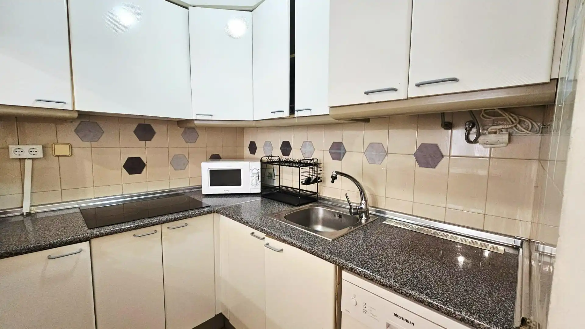 Cuina de Casa o xalet en venda en Torrevieja amb Aire condicionat, Terrassa i Moblat