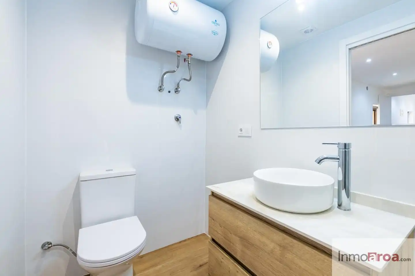 Badezimmer von Wohnung zur Miete in Castellón de la Plana / Castelló de la Plana mit Klimaanlage und Heizung
