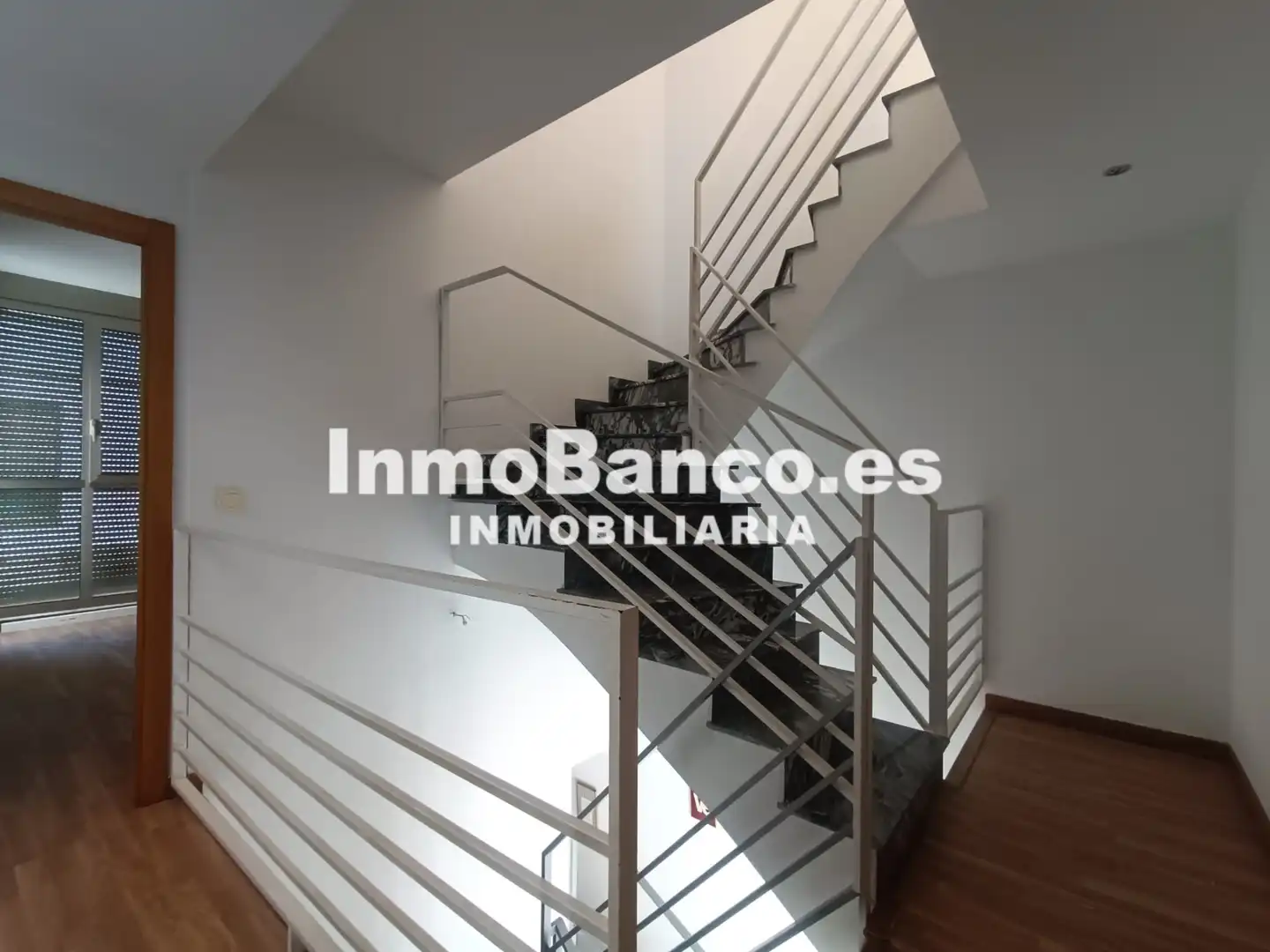 Detached homes for rent in La Pobla de Vallbona  with Air Conditioner, Heating and Terrace