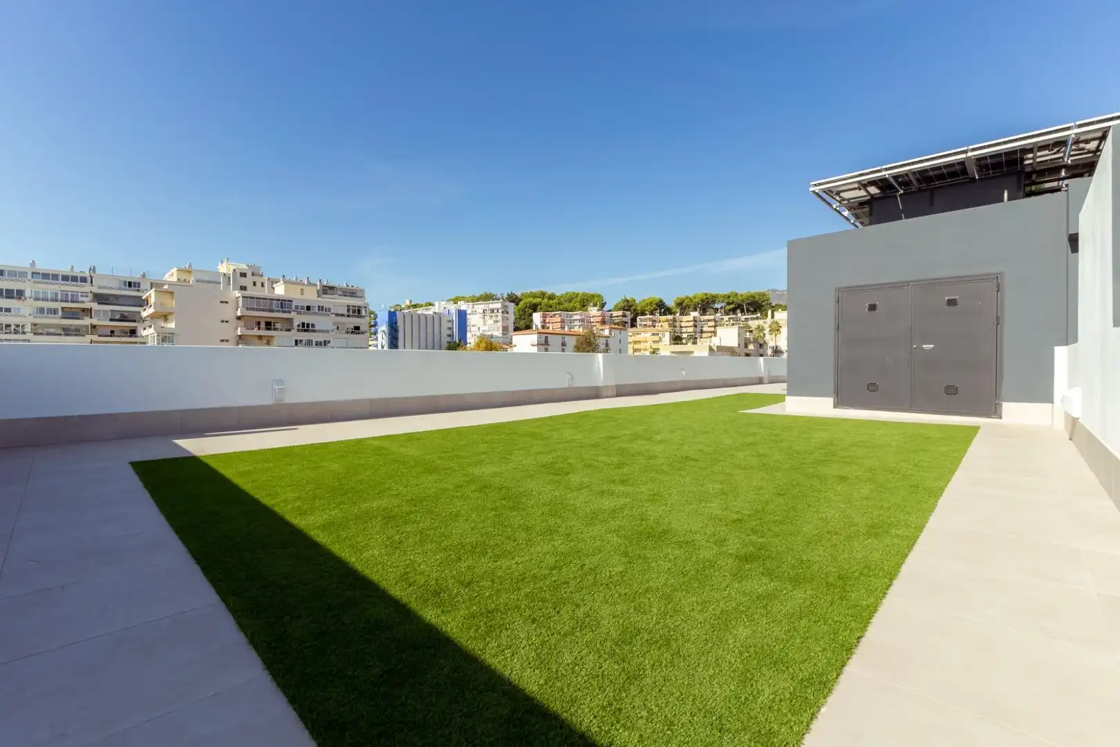 Apartamento con piscina en venta en La Carihuela - Los Nidos, imagen 18