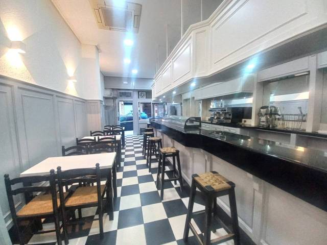 Local comercial en Venta en Zamacola en La Peña