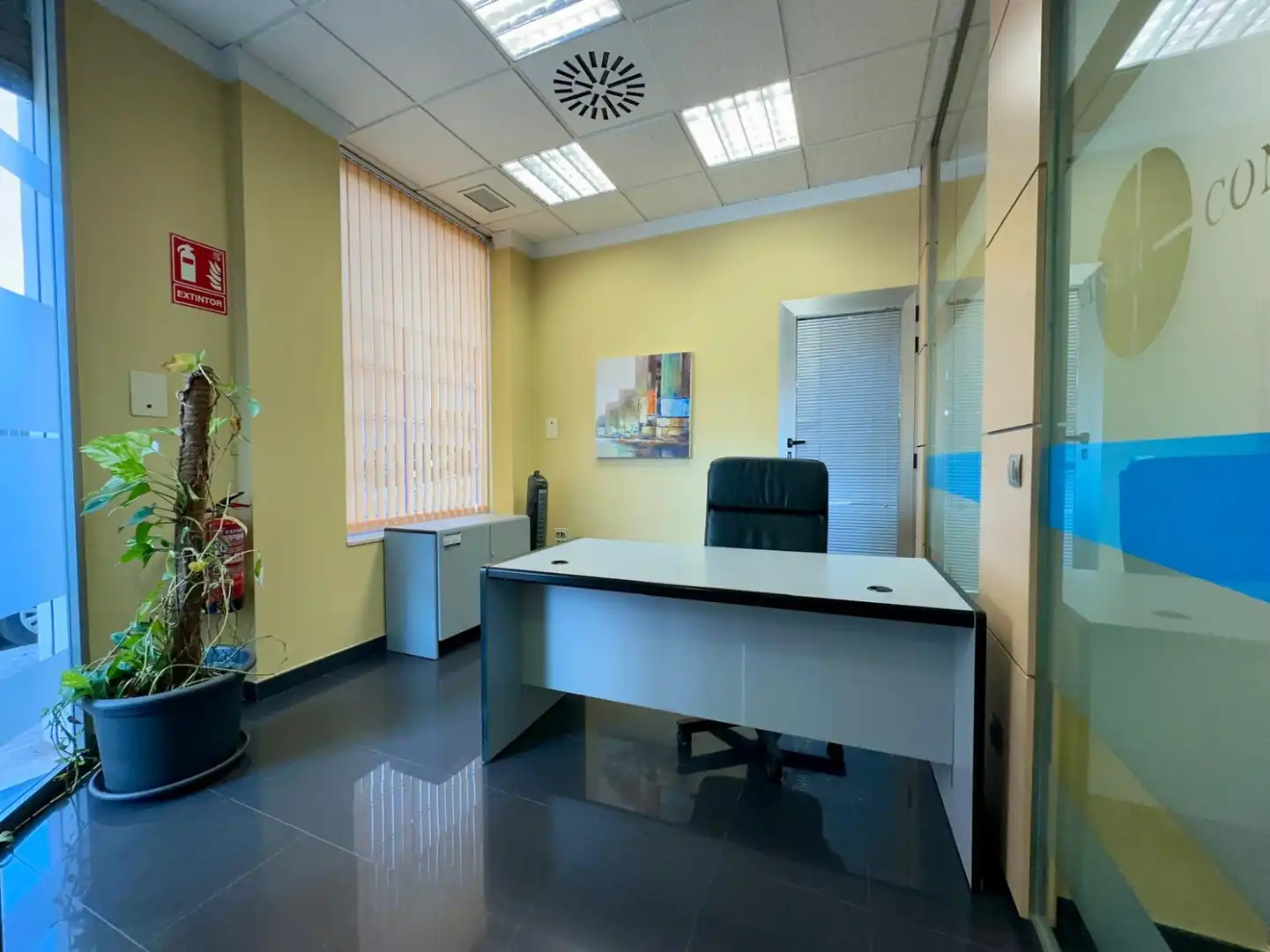 Local de lloguer en Sagunto / Sagunt