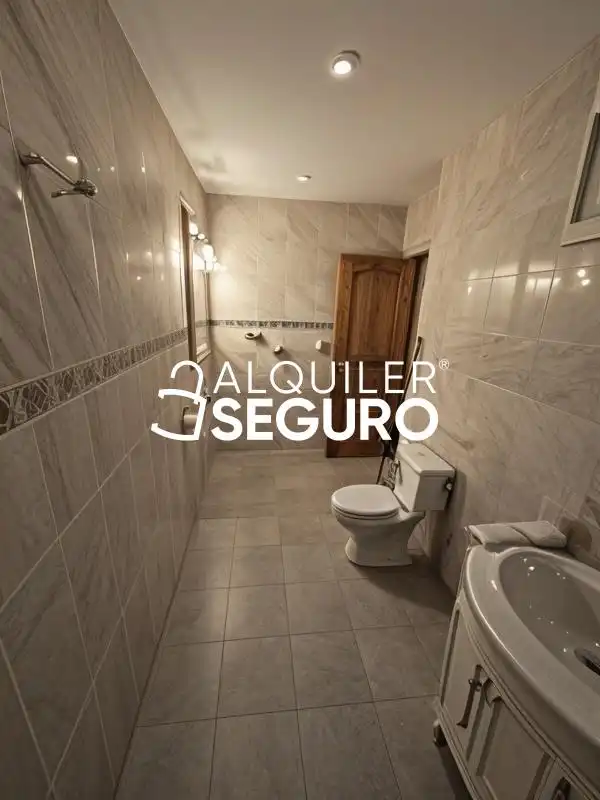 Baño de Casa o chalet de alquiler en Camarma de Esteruelas con Terraza