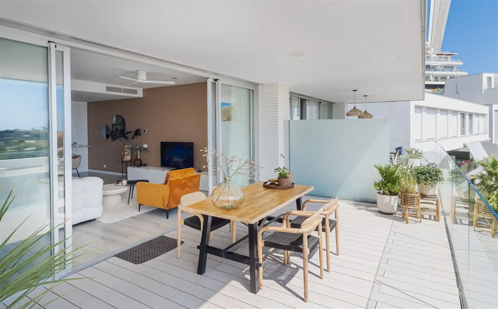 Terrace of Houses for sale in Estepona  with Air Conditioner and Terrace