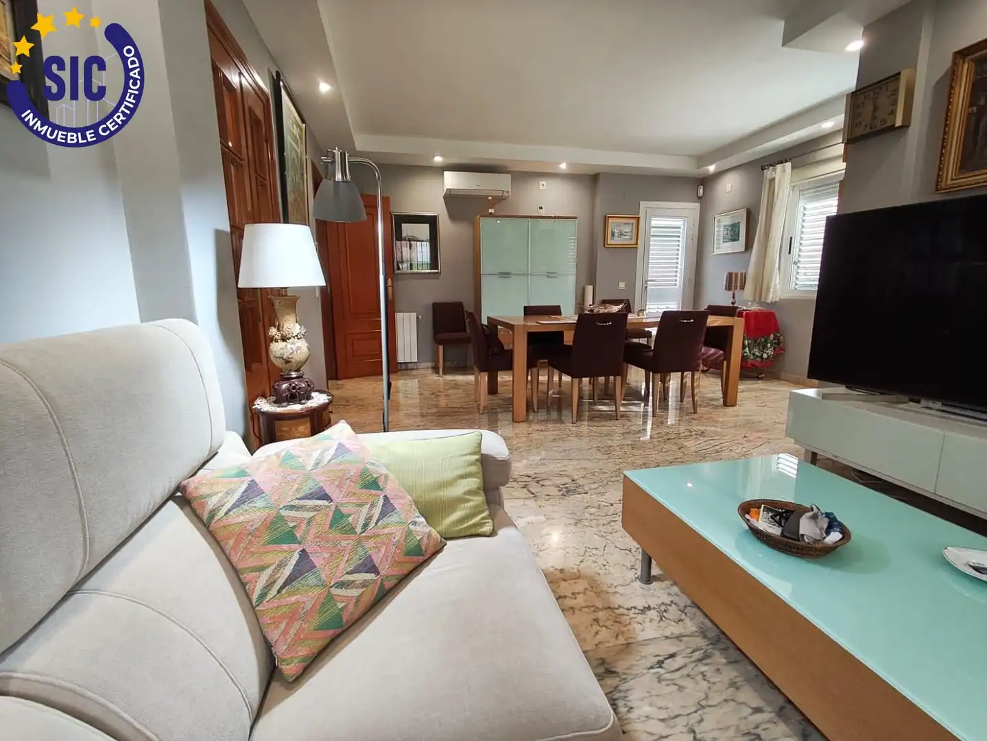 Sala de estar de Casa o chalet en venta en Torrent con Aire acondicionado, Calefacción y Jardín privado
