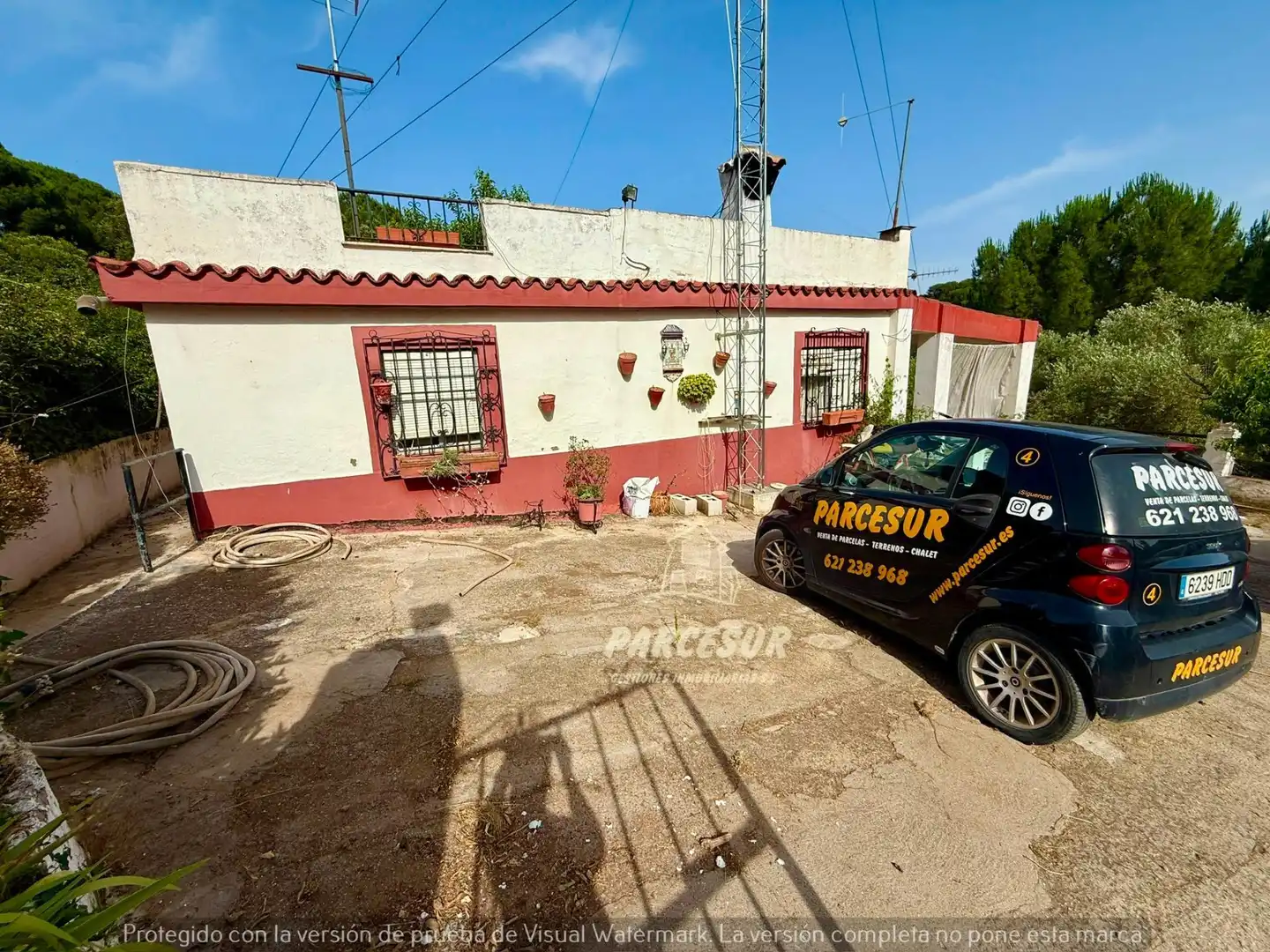 Vista exterior de Casa o xalet en venda en Córdoba amb Traster i Piscina