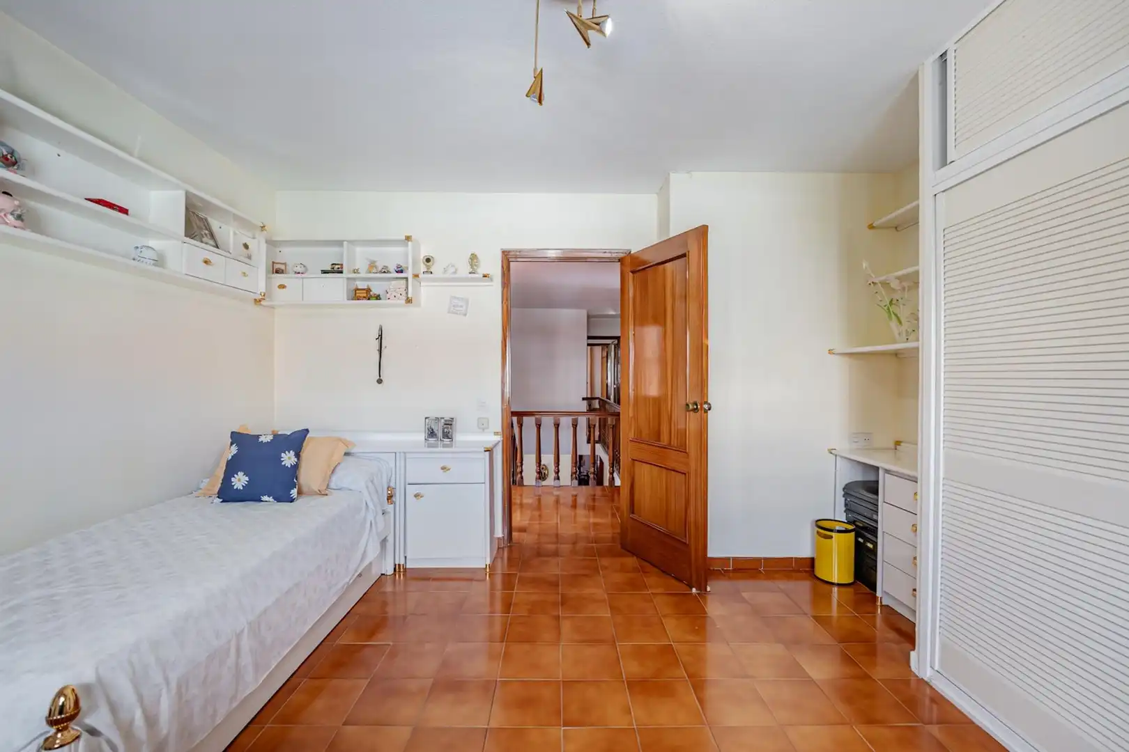 Bedroom of Houses for sale in Madrid  with Heating, Private garden and Terrace
