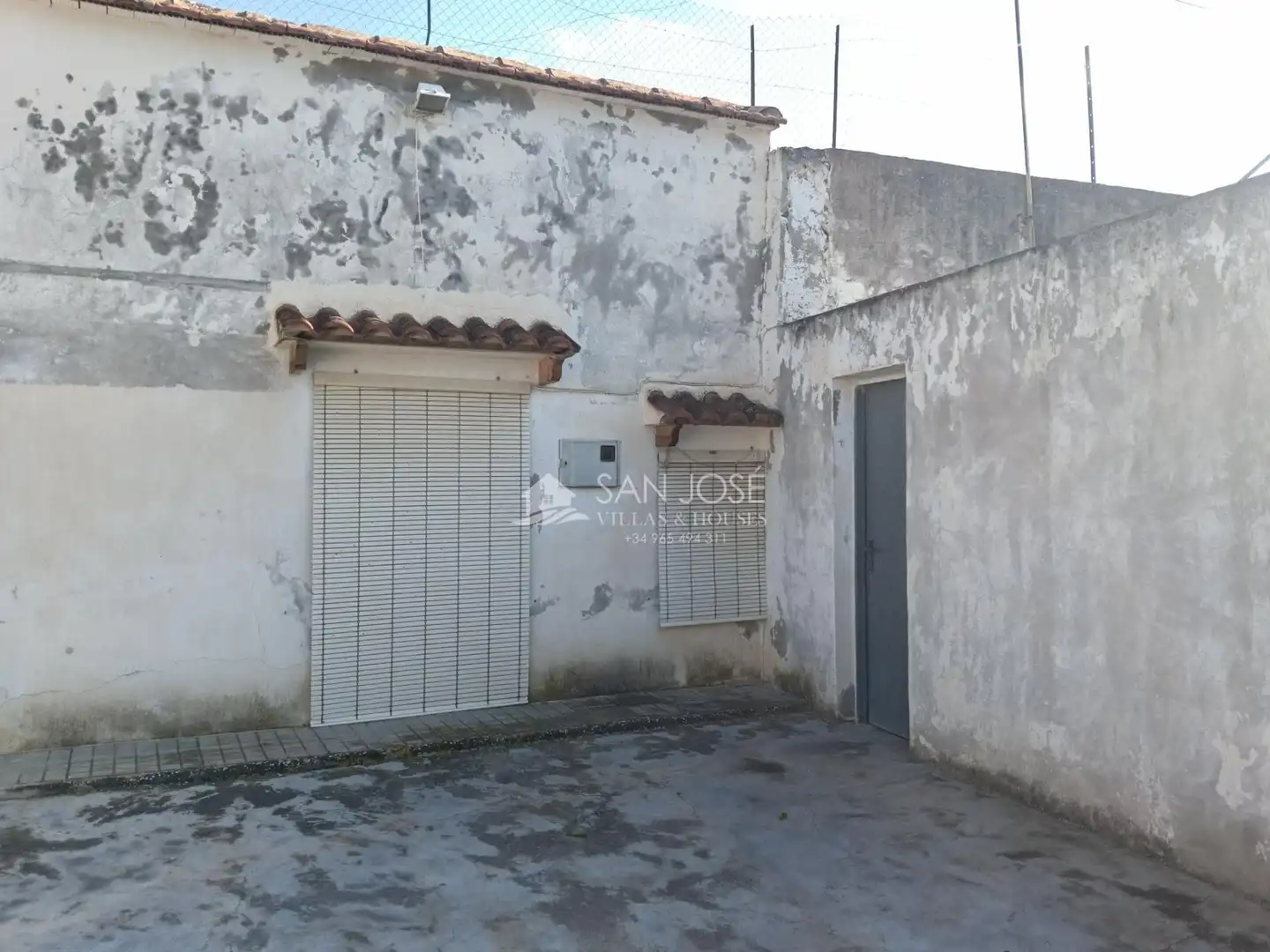 Vista exterior de Casa o chalet en venta en La Romana, Alicante
