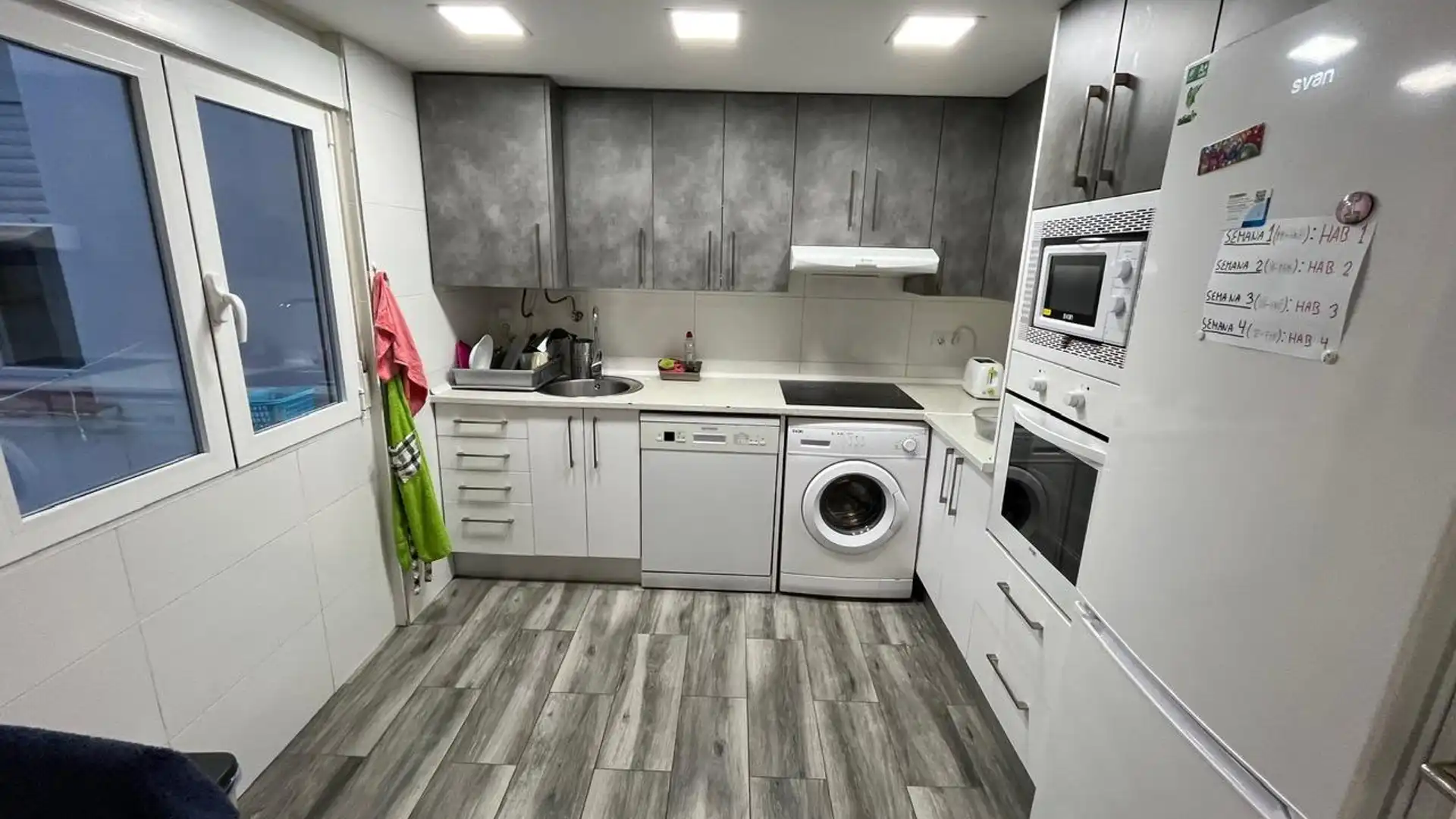 Cocina de Piso en venta en  Zaragoza Capital con Calefacción, Terraza y Amueblado