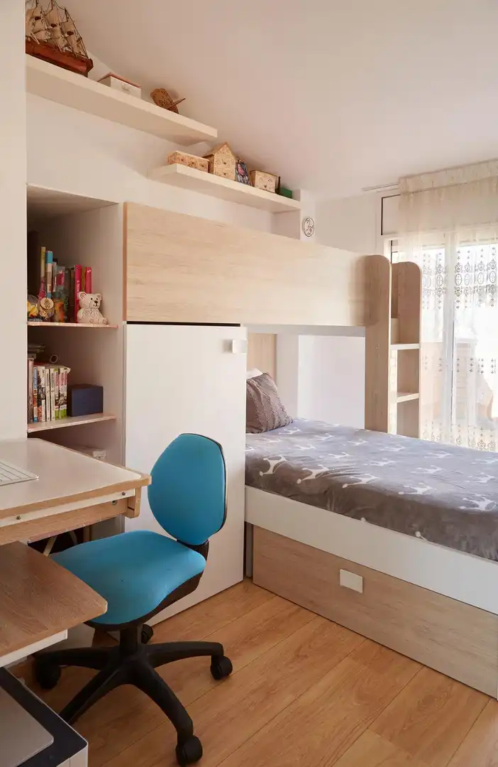 Dormitori de Dúplex en venda en Terrassa amb Calefacció, Parquet i Terrassa