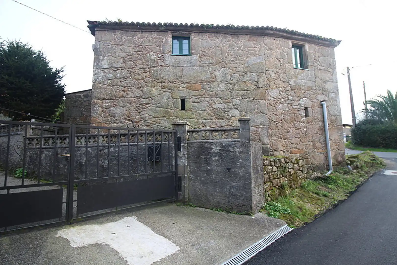 Vista exterior de Casa o xalet en venda en Coirós amb Jardí privat