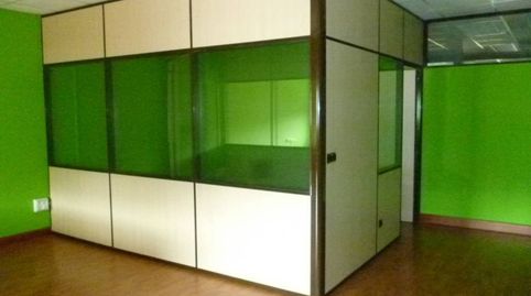 Foto 2 von Fabrikhallen zur Miete in Igorre, Bizkaia