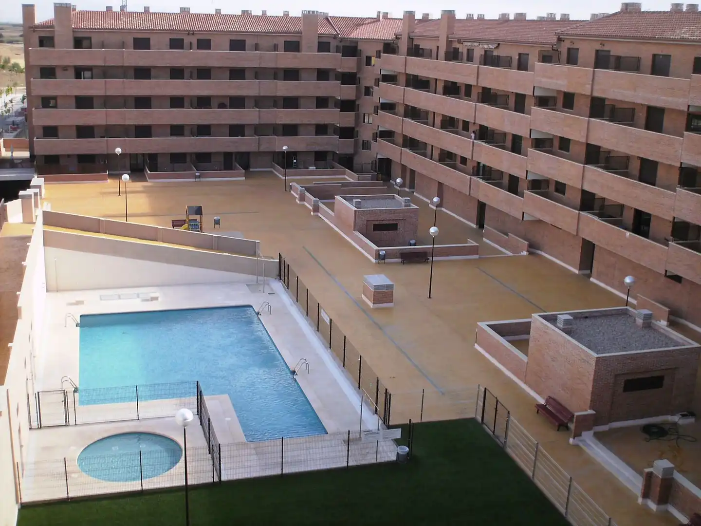 Swimming pool of Attic for sale in Navalcarnero  with Air Conditioner, Heating and Parquet flooring