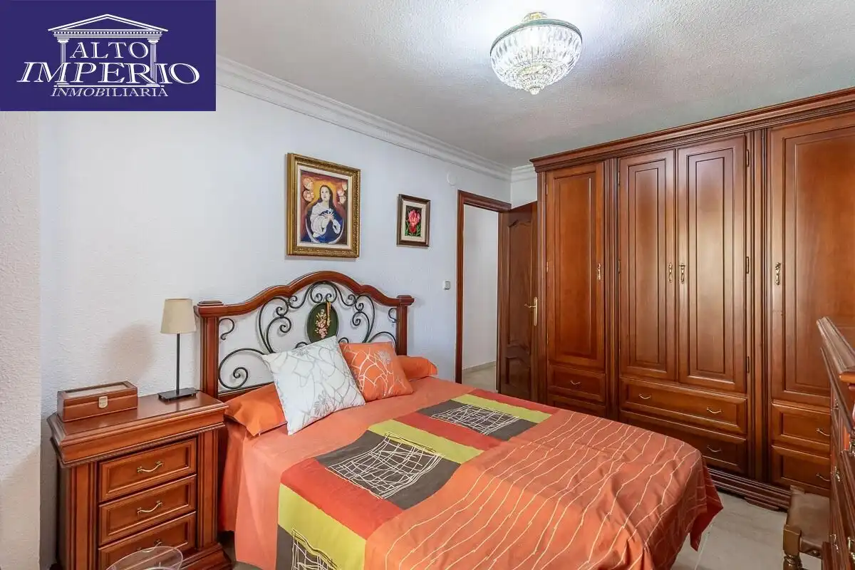 Piso con ascensor en venta en Calle ARQUITECTO JIMENEZ LACAL, imagen 19