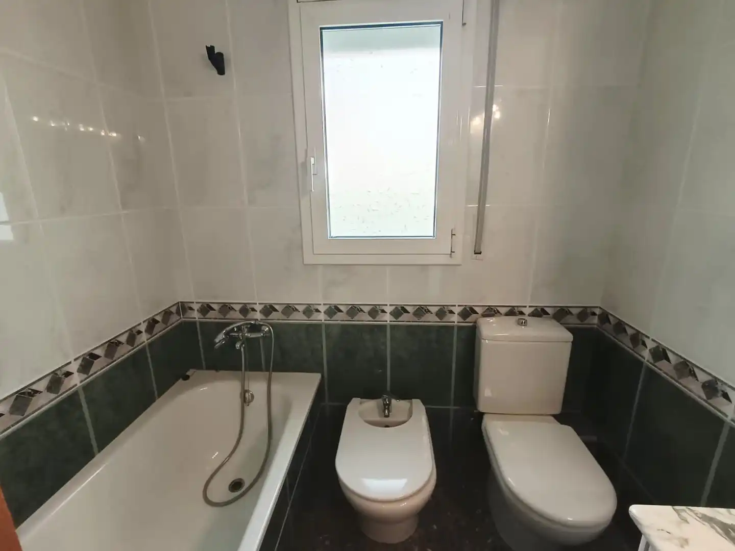 Baño de Casa o chalet de alquiler en Piera con Aire acondicionado, Calefacción y Jardín privado