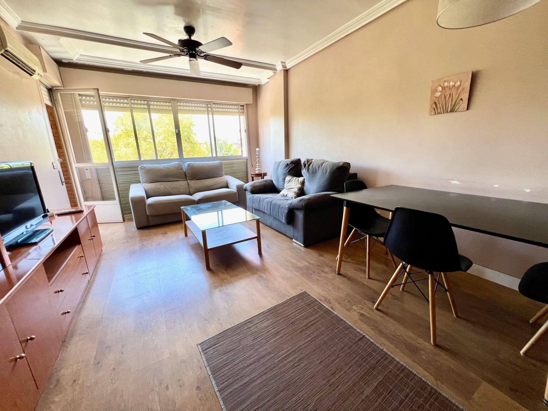 Flat to rent in Antonio Martinez Virel, Valdepasillas - La Paz - Huerta Rosales