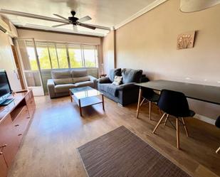 Flat to rent in Antonio Martinez Virel, Valdepasillas - La Paz - Huerta Rosales