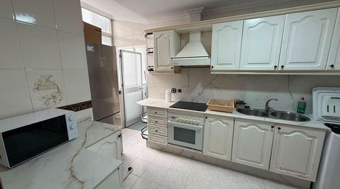 Foto 2 de Habitació a Calle Afan de Ribera, 165, El Cerro, Sevilla Capital