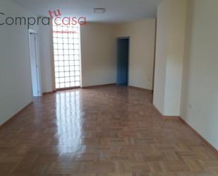 Office to rent in Segovia Capital  with Air Conditioner and Terrace