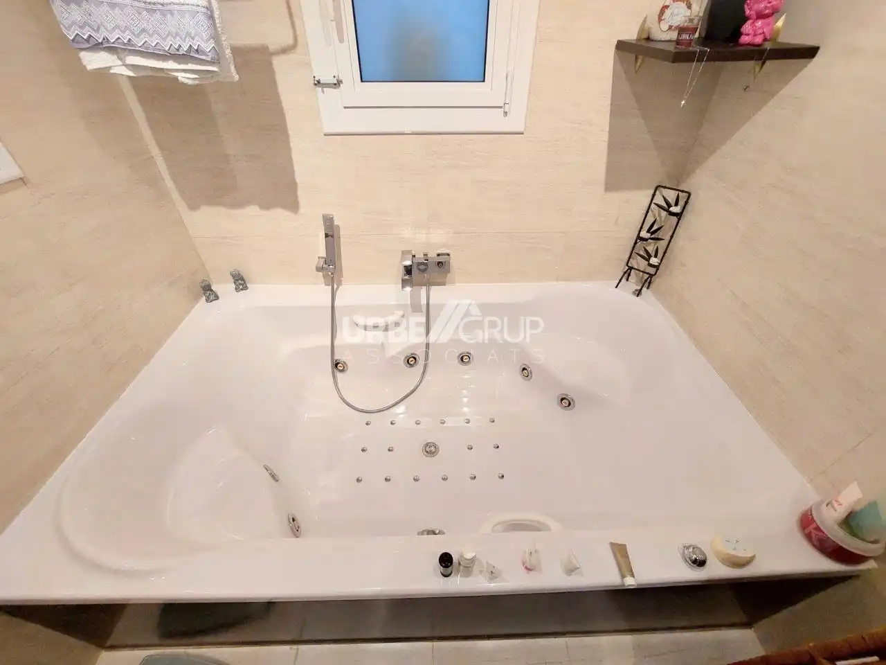Chalet con jardín en venta en Abrera, imagen 22