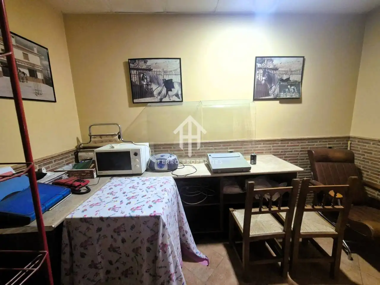 Local en venta en Loja con Aire acondicionado