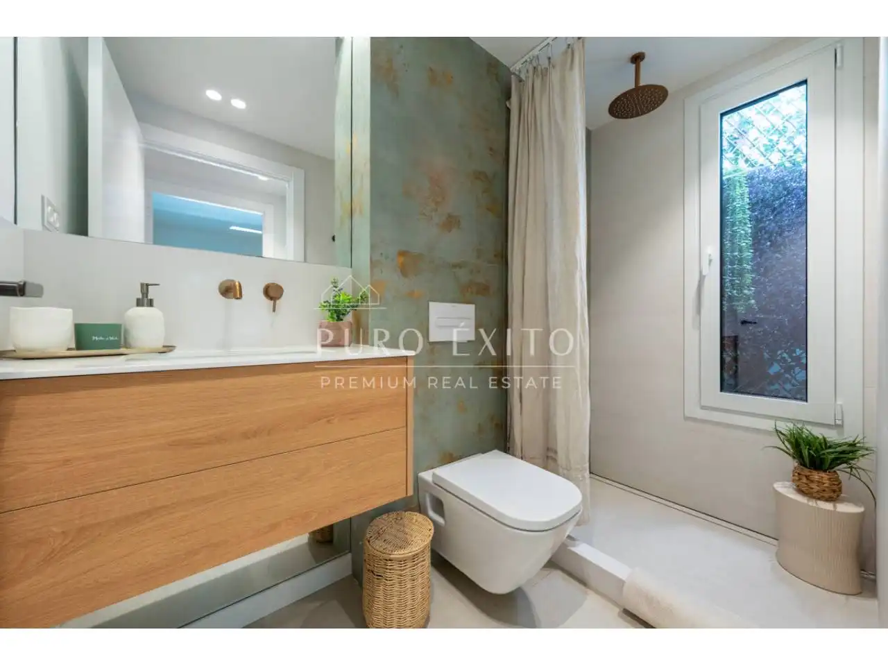 Badezimmer von Haus oder Chalet zum Verkauf in Cambrils mit Heizung, Privatgarten und Terrasse