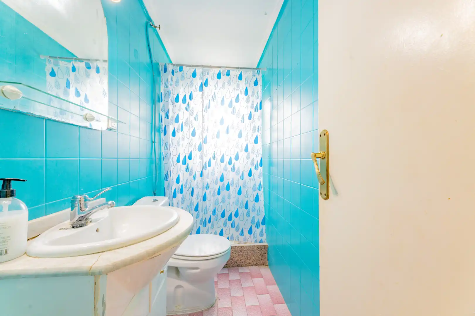 Badezimmer von Einfamilien-Reihenhaus zum Verkauf in Alcalalí mit Klimaanlage