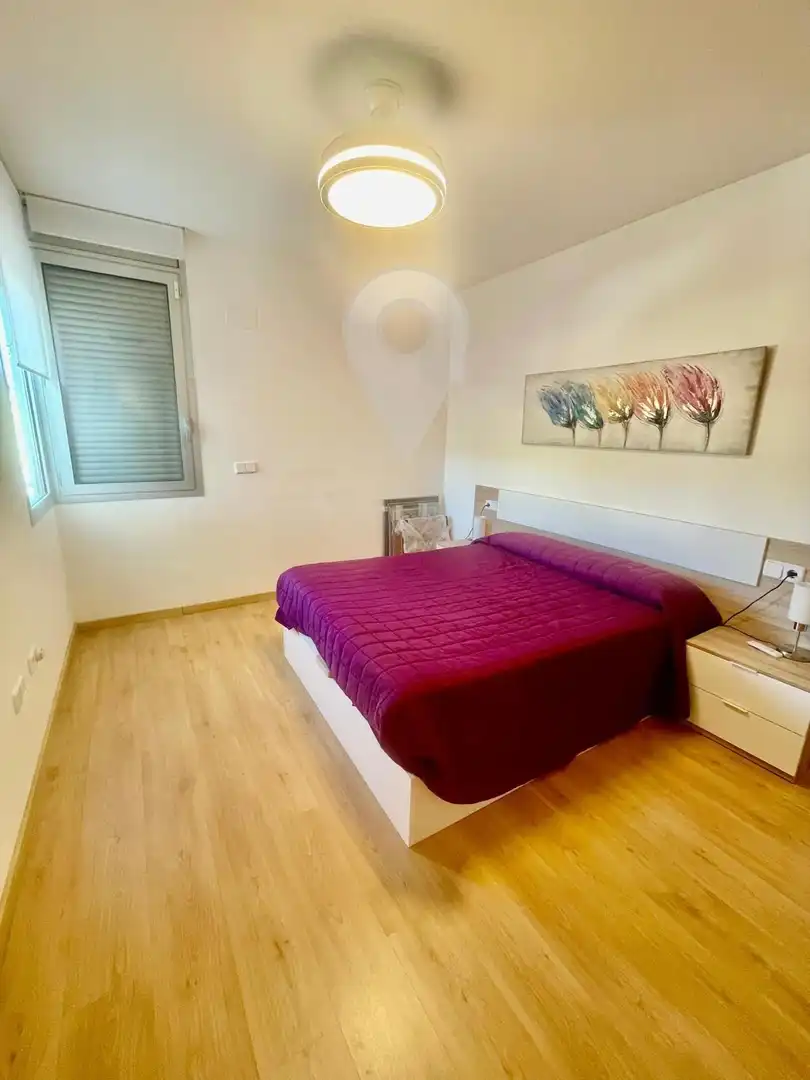 Schlafzimmer von Wohnung zum Verkauf in Llançà mit Klimaanlage, Heizung und Abstellraum