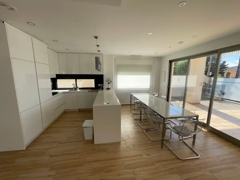 Houses for sale in Islas Menores - Mar de Cristal