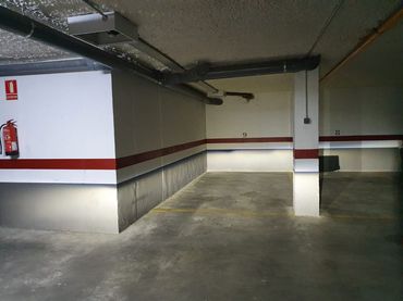 Individual en alquiler en Calle de Pere III El Gran 3