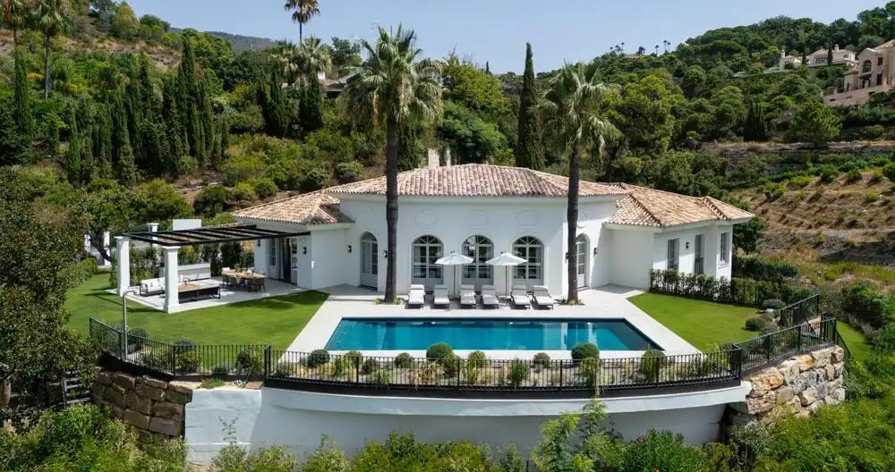 Maison avec piscine à vendre à La Zagaleta