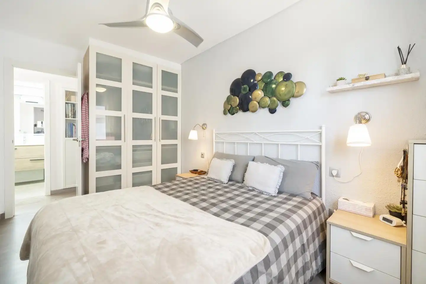 Habitación de Piso en venta en Benicasim / Benicàssim con Aire acondicionado, Calefacción y Terraza