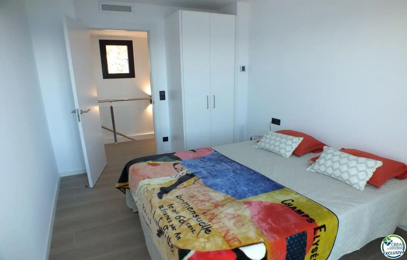 Dormitori de Casa o xalet en venda en Roses amb Aire condicionat, Jardí privat i Piscina