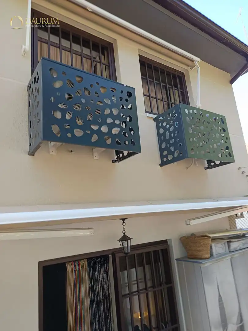 Terrassa de Casa adosada en venda en Madrid amb Aire condicionat, Calefacció i Jardí privat