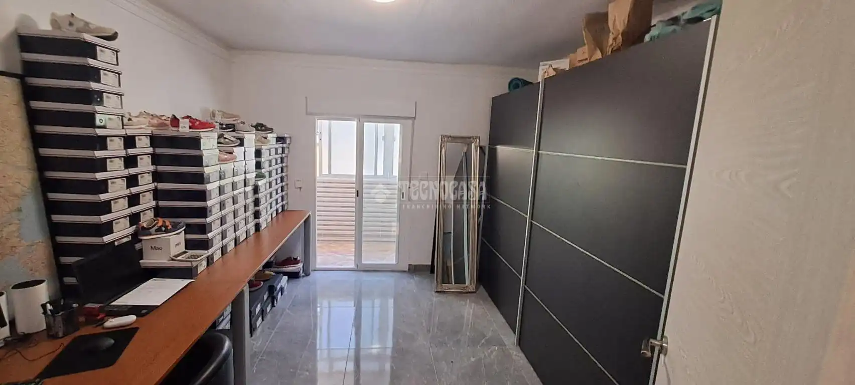Habitación de Piso en venta en Alicante / Alacant con Aire acondicionado, Calefacción y Balcón